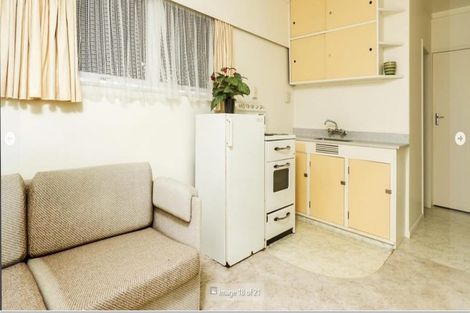 Photo of property in 62 Mountbatten Avenue, Hillcrest, Auckland, 0627