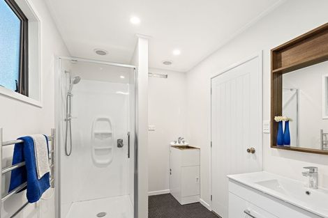 Photo of property in 56a Zita Maria Drive, Massey, Auckland, 0614