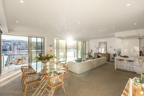 Photo of property in Clyde Quay Wharf, 3c/4 Clyde Quay Wharf, Te Aro, Wellington, 6011