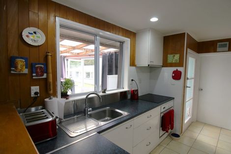 Photo of property in 8 Nicolas Avenue, Glen Eden, Auckland, 0602