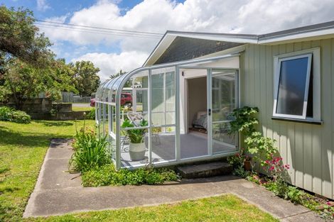 Photo of property in 3 Koromiko Street, Otaki Beach, Otaki, 5512