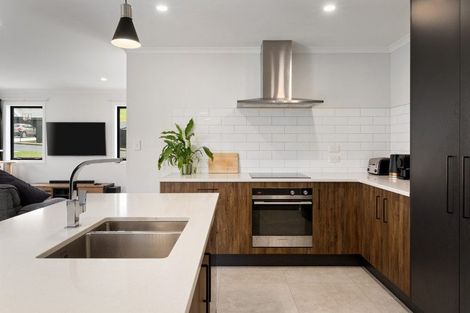 Photo of property in 11 Oranmore Crescent, Paeroa, 3600