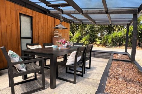 Photo of property in 140 Mako Mako Road, Levin, 5510