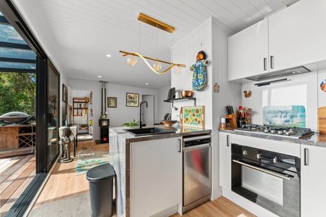 Photo of property in 29 Parawera Drive, Acacia Bay, Taupo, 3330