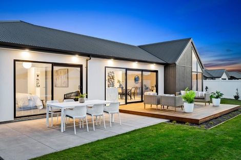 Photo of property in 4 Timara Crescent, Marshland, Christchurch, 8083