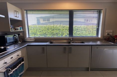 Photo of property in 30 Nielsen Gardens, Rototuna, Hamilton, 3210