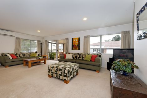 Photo of property in 2/28a Godley Road, Green Bay, Auckland, 0604