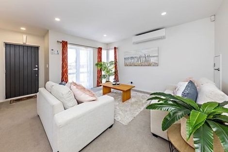 Photo of property in 9 Tribute Loop, Takanini, 2112