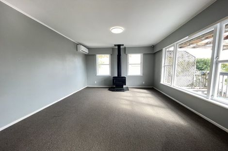 Photo of property in 31 Riverhills Avenue, Pakuranga Heights, Auckland, 2010