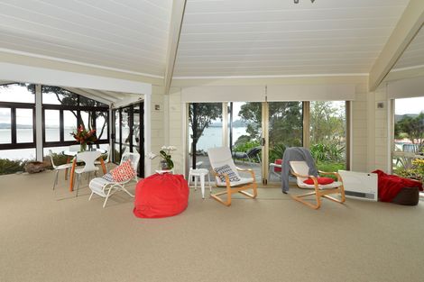 Photo of property in 1993 Whangarei Heads Road, Whangarei Heads, Whangarei, 0174