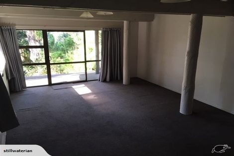 Photo of property in 25 Elliston Crescent, Stanmore Bay, Whangaparaoa, 0932