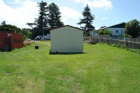 Photo of property in 169 Egmont Street, Patea, 4520
