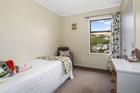 Photo of property in 28 Rossport Street, Johnsonville, Wellington, 6037
