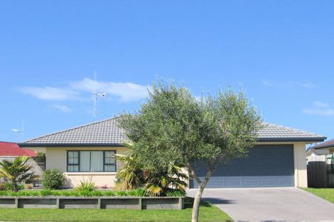 Photo of property in 19 Calypso Drive, Papamoa Beach, Papamoa, 3118