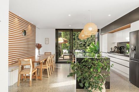 Photo of property in 15 Awatira Drive, Papamoa Beach, Papamoa, 3118