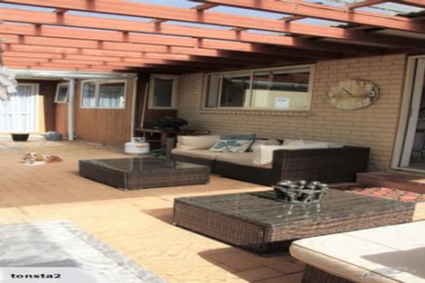 Photo of property in 15 Rawhiti Road, Manly, Whangaparaoa, 0930