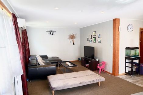 Photo of property in 145 Rangiora Avenue, Roslyn, Palmerston North, 4414