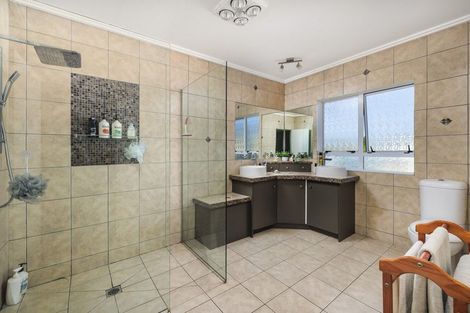 Photo of property in 43 Awatere Street, Clover Park, Auckland, 2023