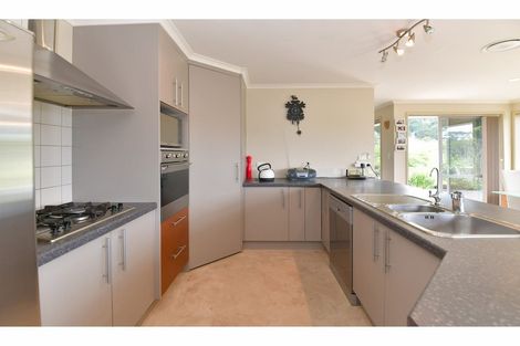 Photo of property in 24 Puhoi Close, Puhoi, Warkworth, 0994