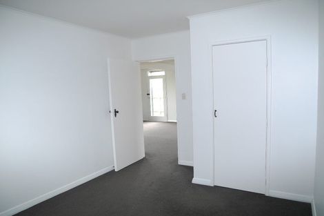 Photo of property in 17 Hemara Street, Waikanae Beach, Waikanae, 5036