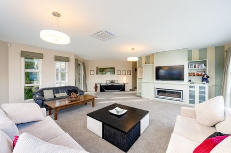 Photo of property in 2 Island View Place, Wanaka, 9305