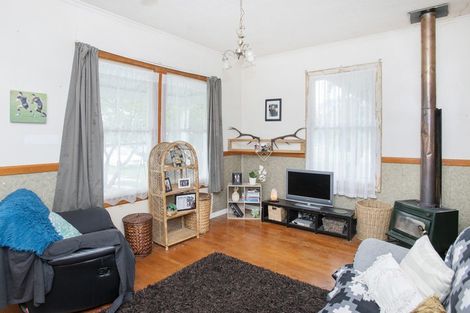 Photo of property in 7 Cemetery Road, Patutahi, Gisborne, 4072