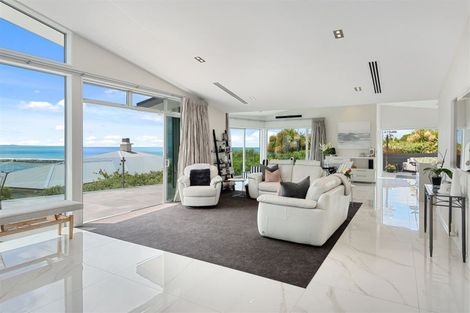 Photo of property in 1 Ti Kouka Eco Lane, Redcliffs, Christchurch, 8081