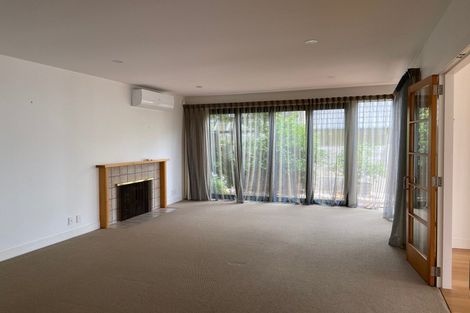 Photo of property in 1/16 Clifton Road, Hauraki, Auckland, 0622