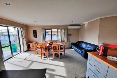 Photo of property in 1 Strathmore Drive, Rototuna, Hamilton, 3210