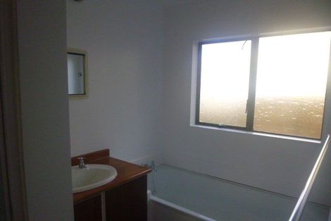 Photo of property in 1/179 Marine Parade, Seatoun, Wellington, 6022