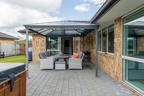 Photo of property in 8 Whitney Place, Rototuna North, Hamilton, 3210