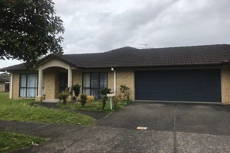 Photo of property in 1 Belcoo Crescent, East Tamaki, Auckland, 2013