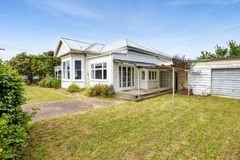 Photo of property in 14 Albany Street, Patea, 4520