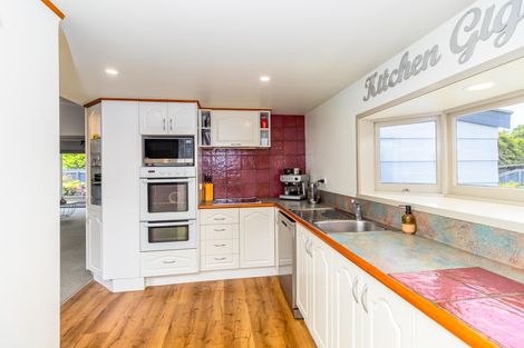 Photo of property in 42 Campbell Street, Geraldine, 7930