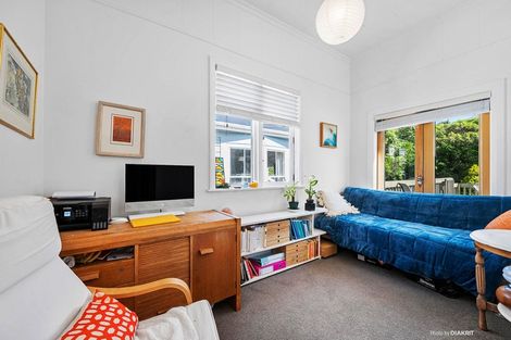 Photo of property in 12 Danube Street, Island Bay, Wellington, 6023