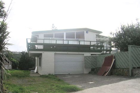 Photo of property in 17 Maple Grove, Maungaraki, Lower Hutt, 5010