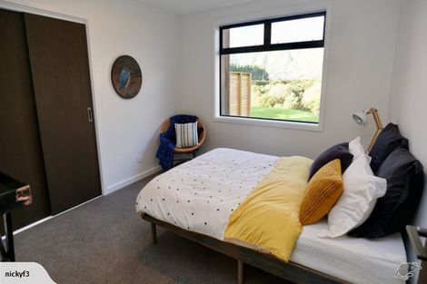 Photo of property in 7 Te Heke Place, Waikanae, 5036