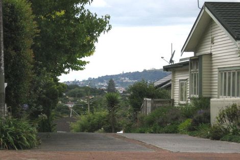 Photo of property in 106 New Windsor Road, New Windsor, Auckland, 0600