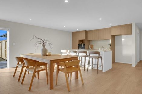 Photo of property in 19a Silverwood Lane, Leamington, Cambridge, 3495