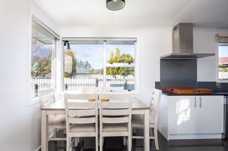 Photo of property in 3 Karaka Street, Inglewood, 4330