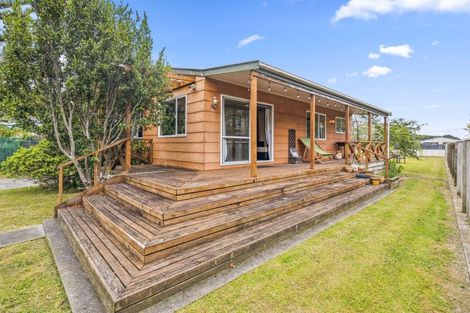 Photo of property in 75a Atkinson Avenue, Otaki Beach, Otaki, 5512
