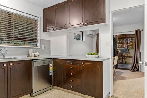 Photo of property in 1/10 Rembrandt Place, Burnside, Christchurch, 8053