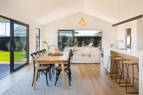 Photo of property in 30 Nikau Drive, Redwoodtown, Blenheim, 7201