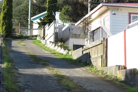 Photo of property in 43 Petrie Street, Wainuiomata, Lower Hutt, 5014