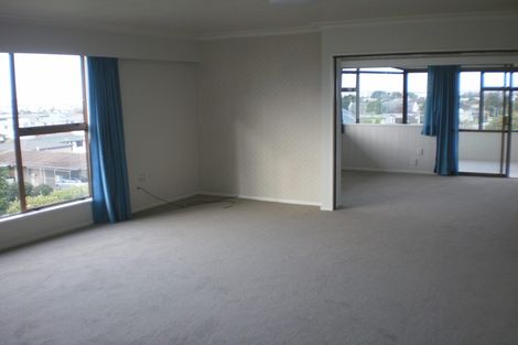 Photo of property in 17a Seaview Road, Otumoetai, Tauranga, 3110