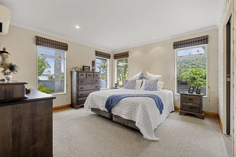 Photo of property in 2 Merlot Place, Rototuna, Hamilton, 3210