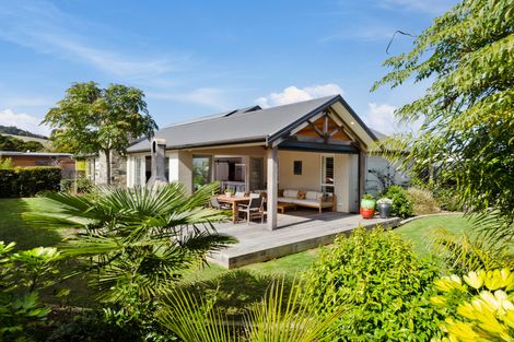 Photo of property in 13 Awanui Crescent, Matakana, Warkworth, 0985