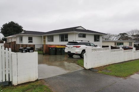Photo of property in 18 Leaver Place, Weymouth, Auckland, 2103