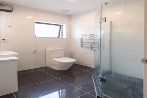 Photo of property in 10 Veneta Close, Flat Bush, Auckland, 2019