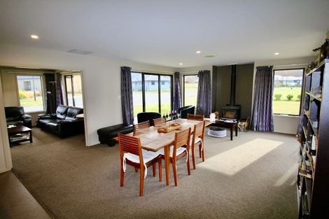 Photo of property in 5 Keats Place, Hanmer Springs, 7334